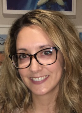 Caroline Macari headshot